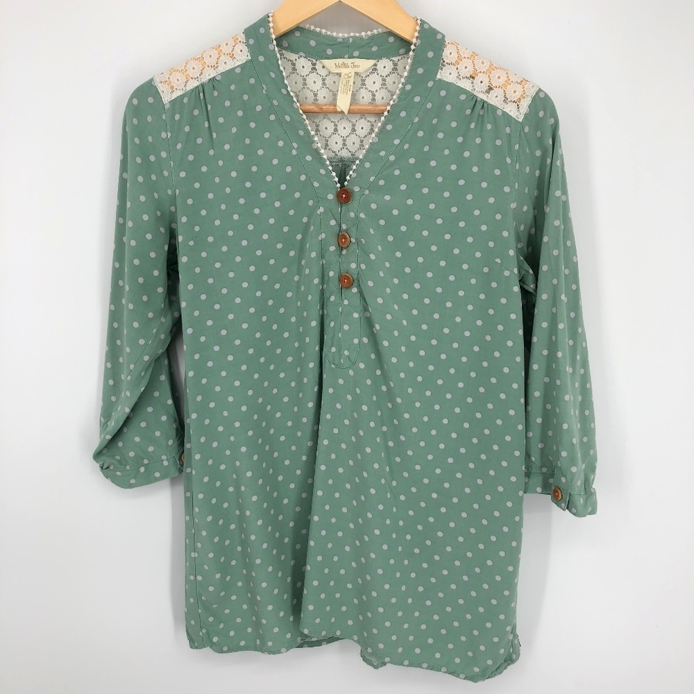 Matilda Jane Henley Blouse Size s Minty Green Polka Dot Crochet Wooden Buttons